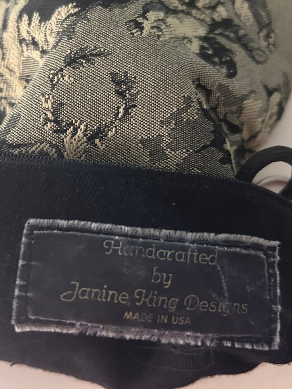 Handcrafted Janine King Designs Angel Cherub Tapestry Crossbody Bag - Picture 4 of 11